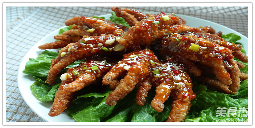 Fish-flavored Chicken Feet recipe