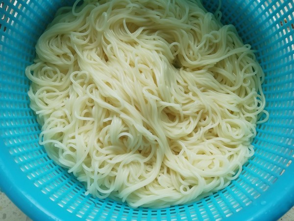 Soy Milk Cold Noodles recipe