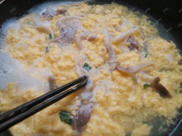 Mushroom and Egg Soup recipe