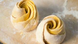 Rose Pumpkin Pattern Buns recipe