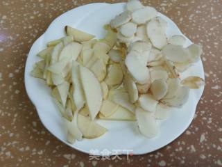Stir-fried Pork with Winter Bamboo Shoots and Water Chestnuts recipe