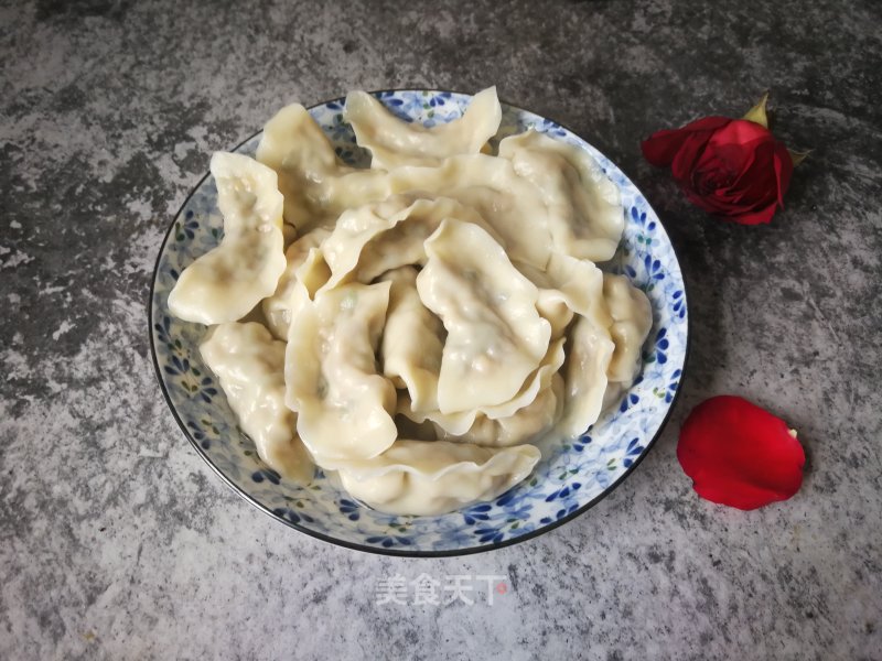 Mushroom and Sophora Flower Egg Dumplings recipe