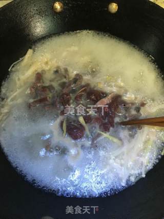 Enoki Mushroom Beef Soup recipe