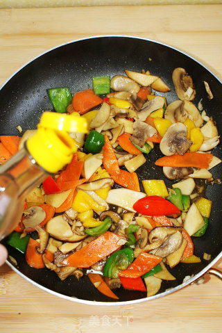 Stir-fry with Colorful Mushrooms recipe