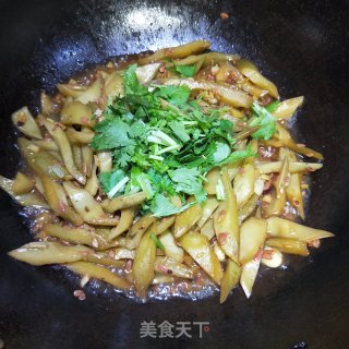 Bad Fragrant Gou Claw Beans recipe