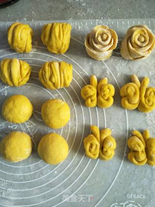 Pumpkin Buns recipe