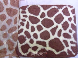 Giraffe Pattern Cream Cake Roll recipe