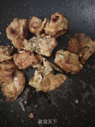 Braised Pork Ribs with Carrots recipe