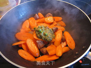 Braised Pork with Carrots recipe