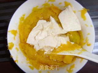 Creamy Pumpkin Tofu Soup recipe