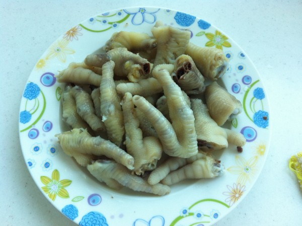 Marinated Chicken Feet with Pickled Peppers recipe