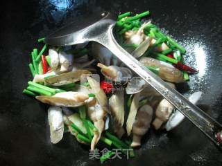 Fried Razor Clams with Leek Flowers recipe