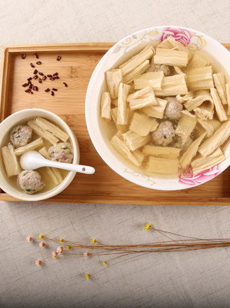 Yuba Meatball Soup Classic and Delicious recipe