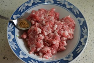 Wheat Celery Pork Bun recipe