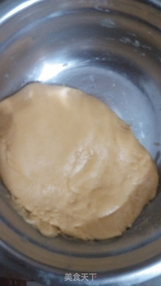 Bean Paste and Lotus Paste Mooncakes recipe