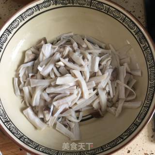 Pleurotus Eryngii with Black Pepper Garlic recipe