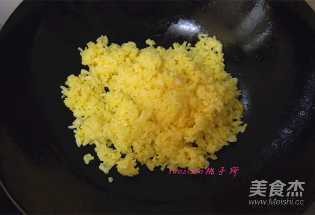 Fried Rice with Golden and Silver Egg recipe