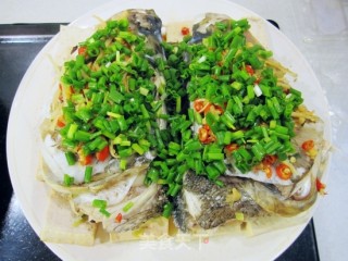 Steamed Big Fish Head with Chopped Pepper and Tofu recipe