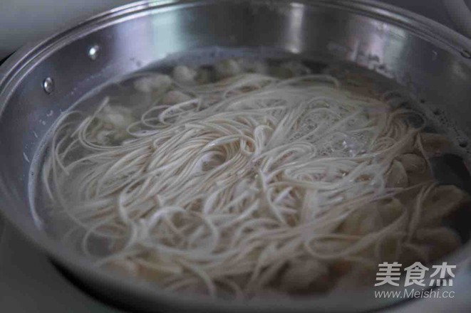 Simple Quick Wonton Noodles recipe