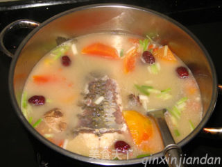 Stewed Fish Tail with Papaya recipe