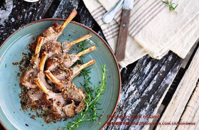 Roasted Lamb Chops with Rosemary recipe