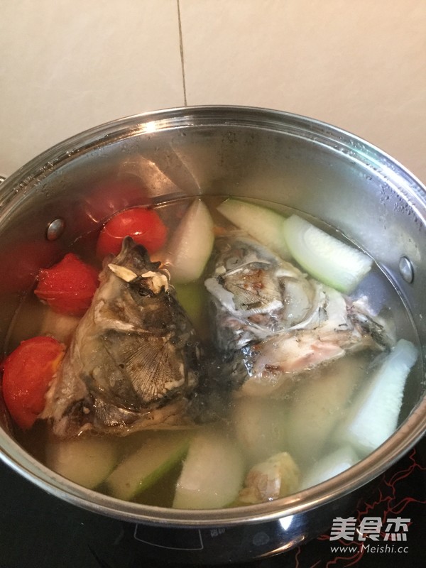 Tomato Zucchini Fish Head Soup recipe