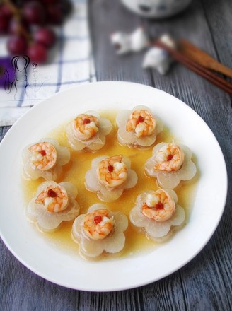 Steamed Prawn Balls with Radish recipe