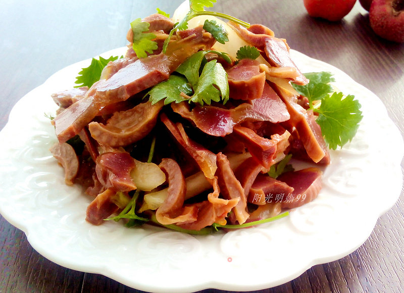 Marinated Chicken Gizzards with Onion recipe