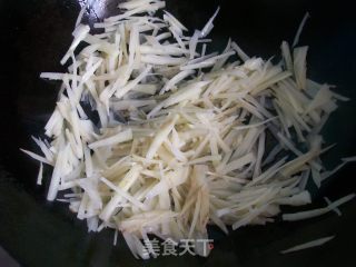 Sweet and Sour Lotus Root Silk recipe