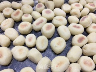 Stir-fried Small Steamed Buns recipe