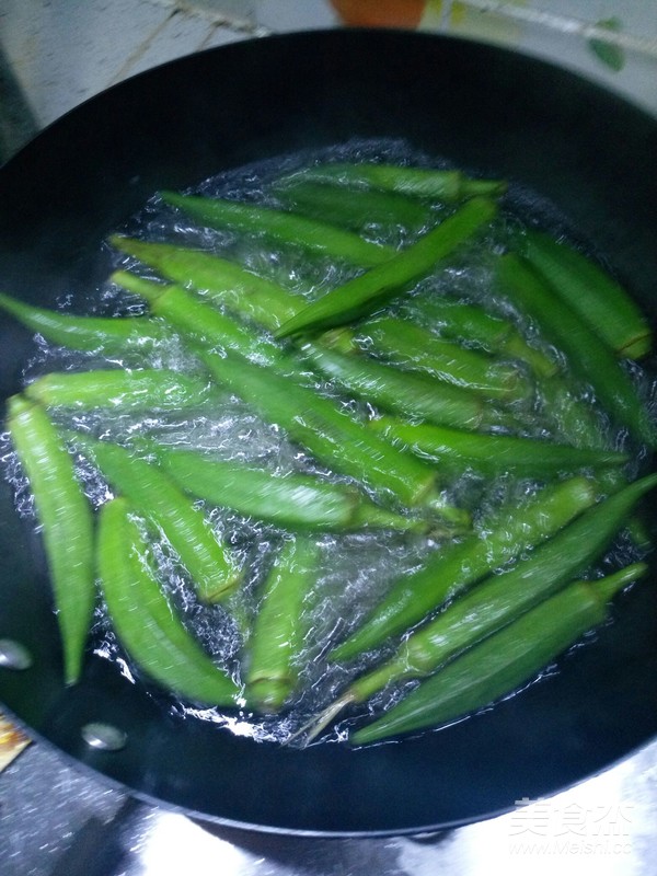 Cold Garlic Okra recipe