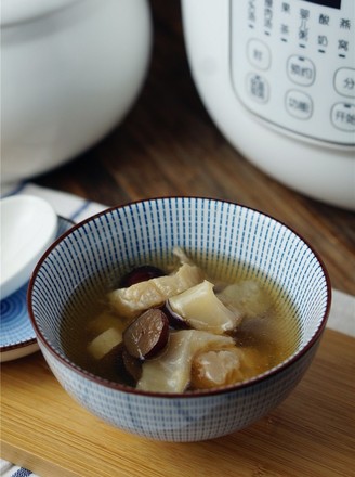 Red Dates, Angelica and Beef Tendon Soup recipe