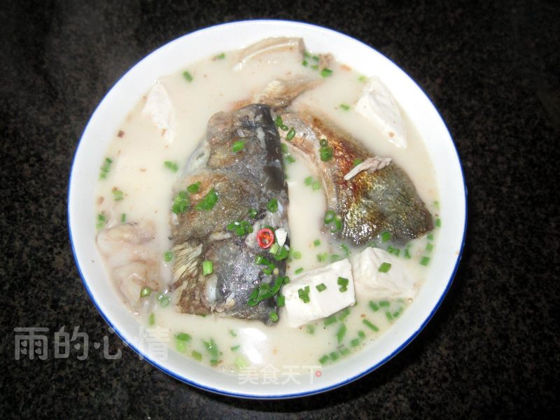 Silver Carp Head Stewed Tofu recipe