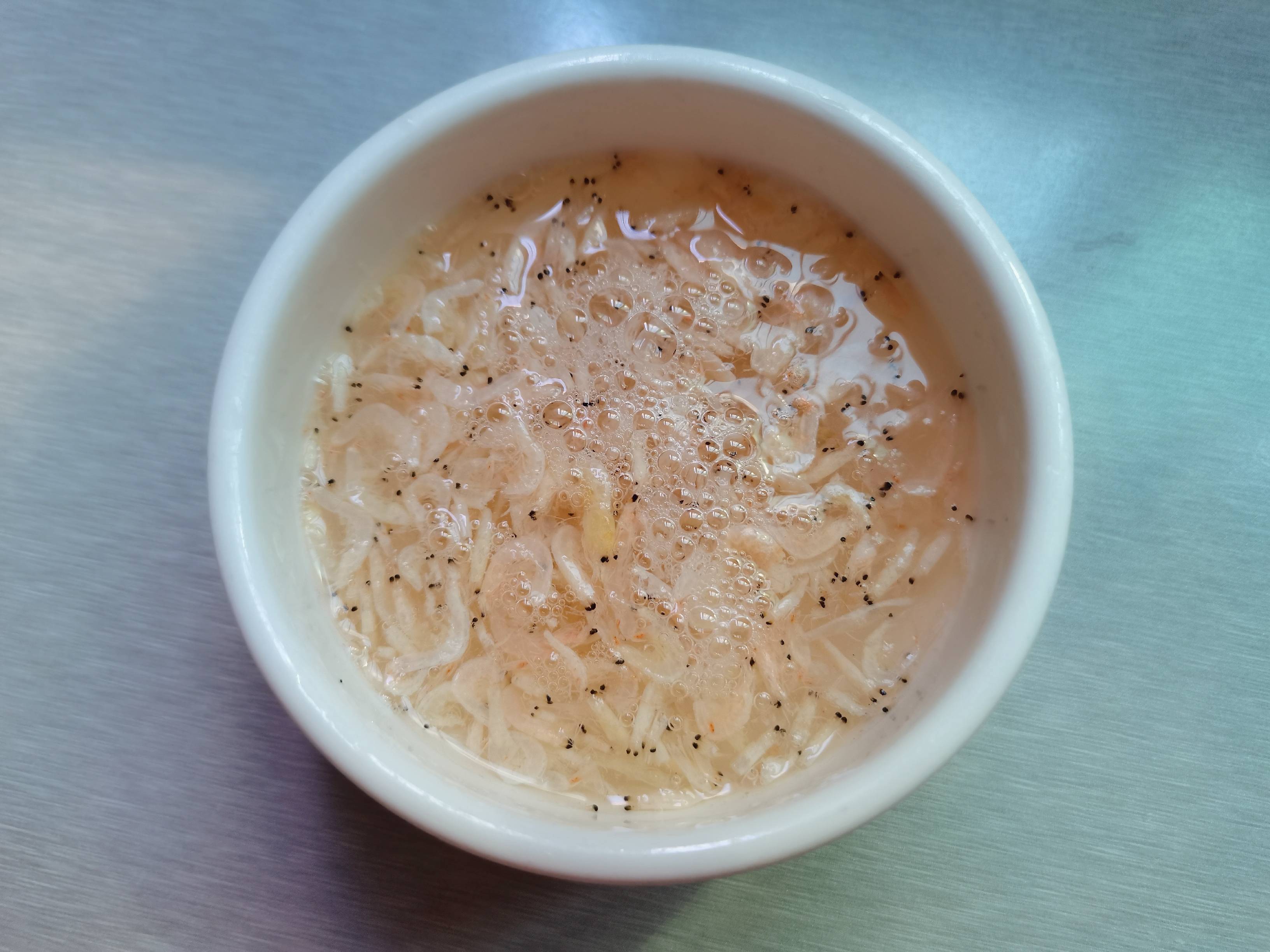 Fungus Egg Shrimp Skin Soup recipe