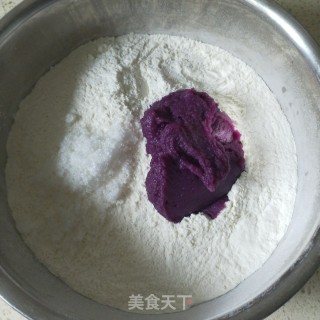 Creative Purple Potato Suzi Biscuit recipe