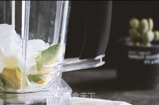 Banana Avocado Juice Full of Forest Flavor recipe