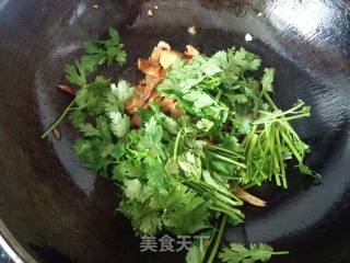 Fried Gluten with Coriander recipe