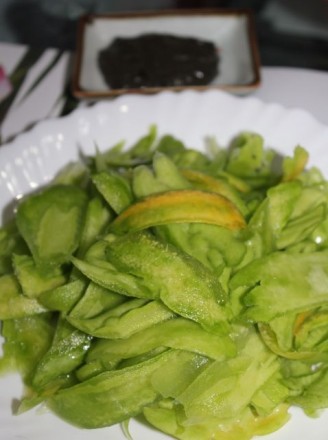 Bitter Melon with Black Sesame Sauce recipe