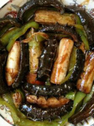 Grilled Sea Cucumber with Green Onion and Green Pepper recipe