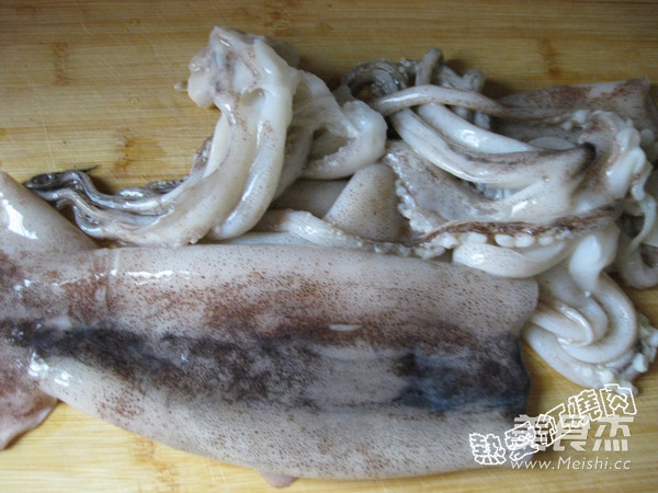 Grilled Squid with Garlic and Cumin recipe