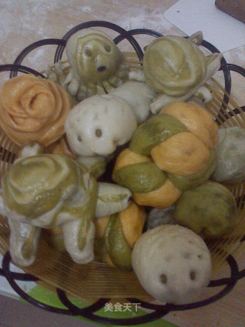 Fancy Vegetable Steamed Buns and Bean Paste Buns recipe