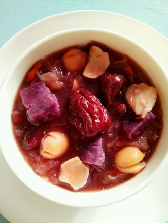 Purple Sweet Potato and Tremella Sweet Soup recipe