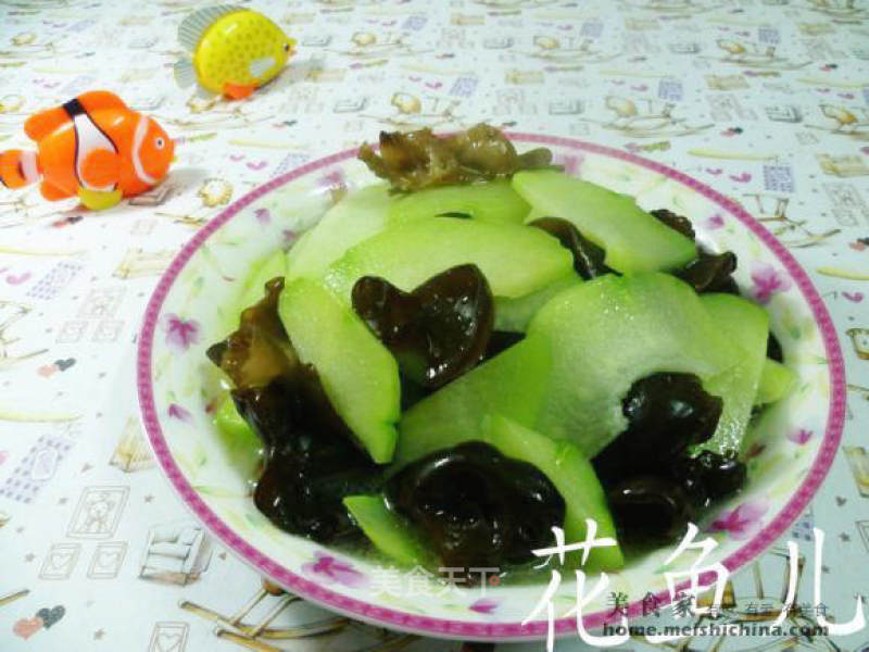 Fried Chayote with Black Fungus recipe