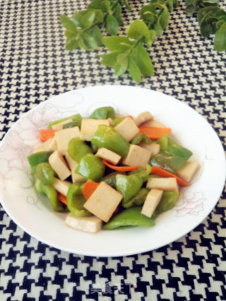 Thousand Pages Tofu Fried Green Pepper recipe