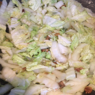 Stir-fried Chinese Cabbage with Oil Dregs recipe