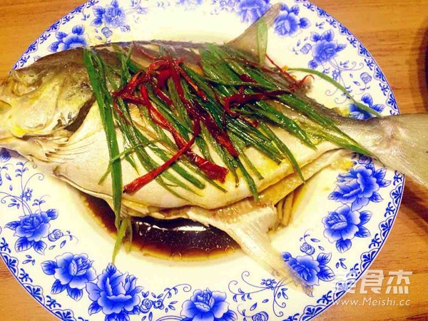 Homemade Steamed Pomfret recipe