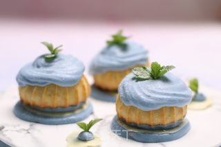 Blue Velvet Cheese Puffs recipe
