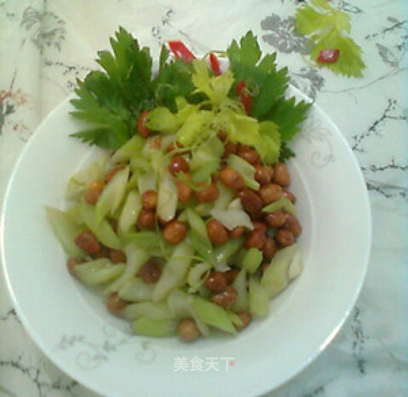 Stewed Celery with Edamame recipe