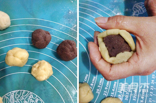 French Red Bean Paste Mooncake recipe