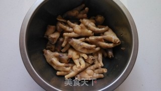 【guangdong】tiger Skin and Chicken Feet recipe